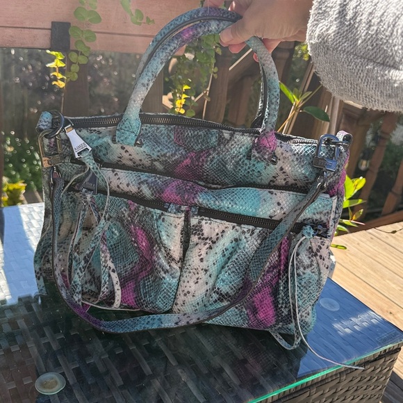 Aimee Kestenberg Shoulder Bag - Picture 5 of 11